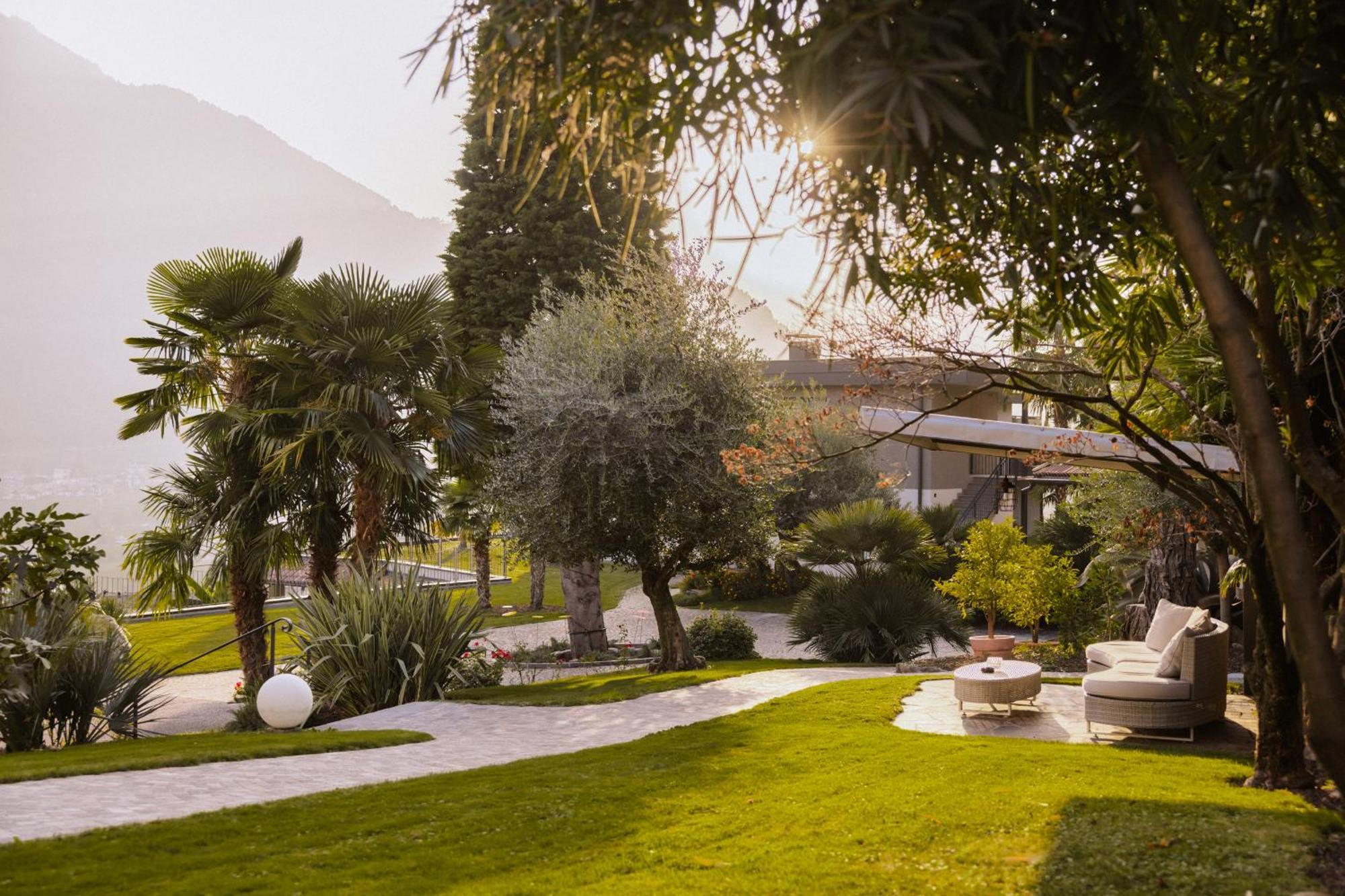 Nutzhof - Mediterran Flair Hotel Algund Buitenkant foto