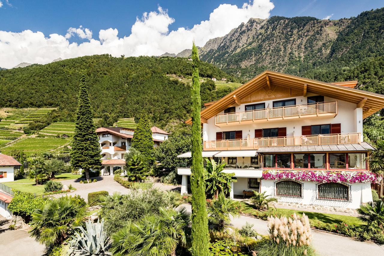 Nutzhof - Mediterran Flair Hotel Algund Buitenkant foto